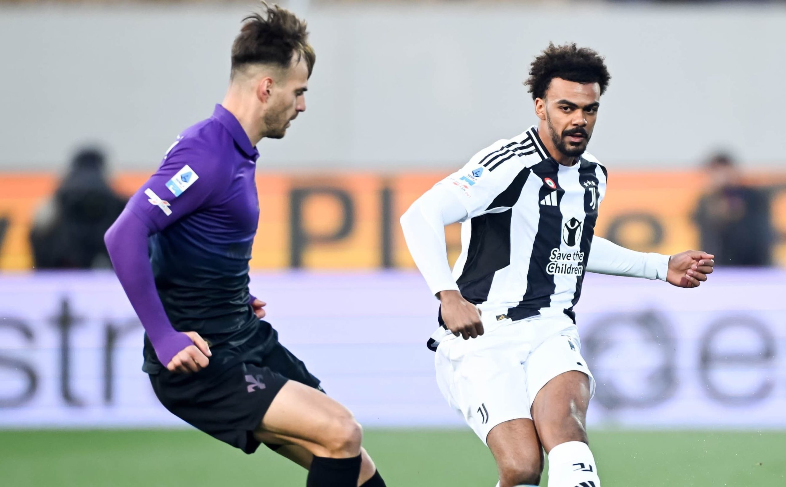 يوفنتوس يفوز علي جنوي بصعوبة في الدوري الإيطالي