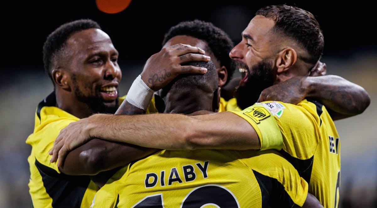 كم عدد النقاط التي يحتاجها الإتحاد للفوز بلقب الدوري السعودي؟