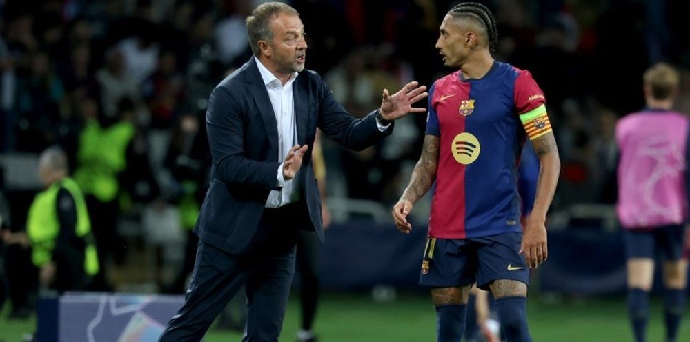 هانزي فليك برشلونة طالب لاعبي برشلونة الاحتفال بكأس الملك بشكل متواضع