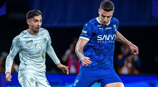 الشباب يفرض التعادل أمام الهلال في مباراة مثيرة بالدوري السعودي