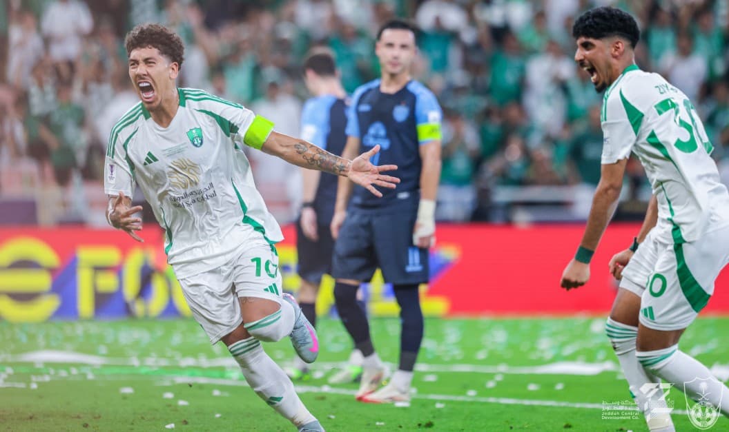 الأهلي السعودي يفوز علي بوريرام بثلاثية ويتأهل لنصف نهائي دوري أبطال آسيا