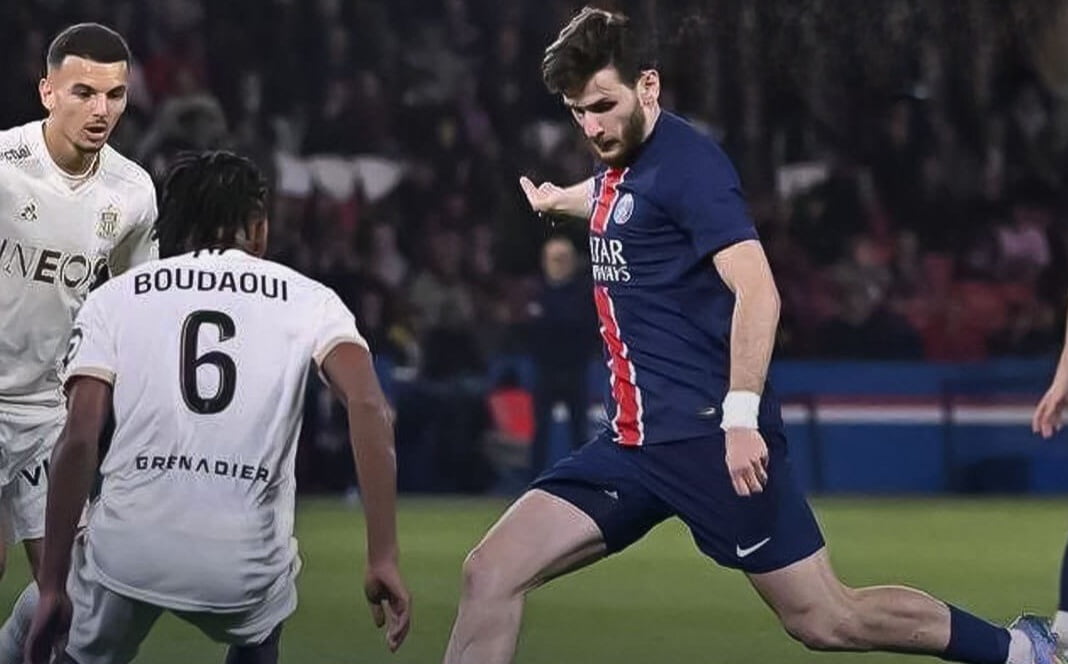 باريس سان جيرمان يخسر أمام نيس بثلاثية في الدوري الفرنسي