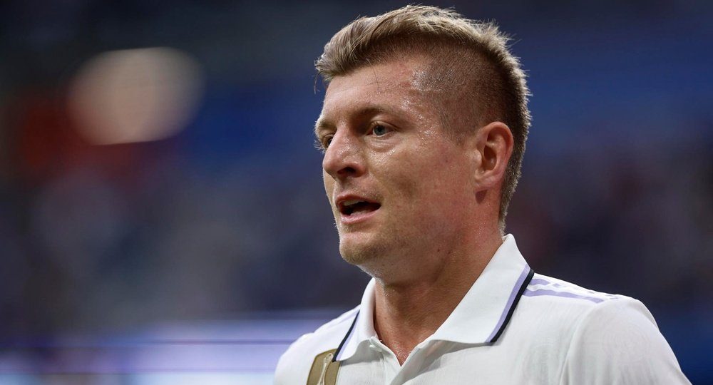 أشاد أسطورة ريال مدريد كروس ببيدري باعتباره الأفضل في العالم في مركزه