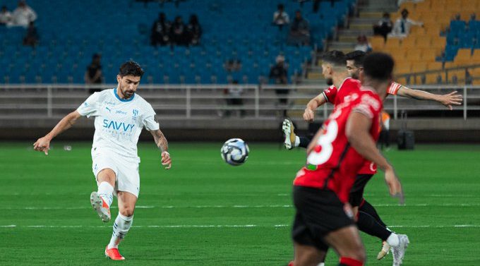 الهلال يفوز علي الرائد بخماسية في الدوري السعودي
